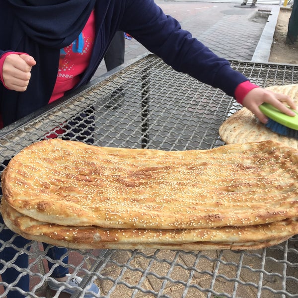 bar-bari Iranian bread